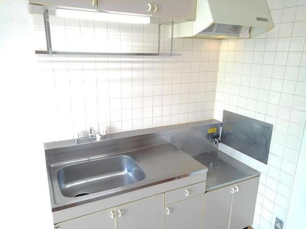 中巨摩郡昭和町西条のアパート