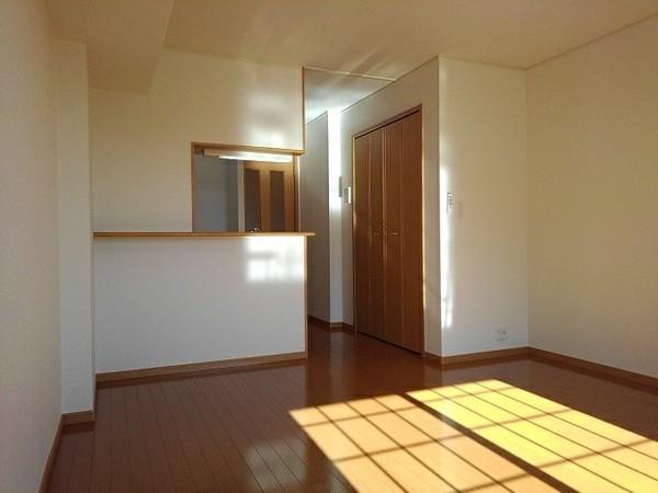 韮崎市藤井町南下條のアパート