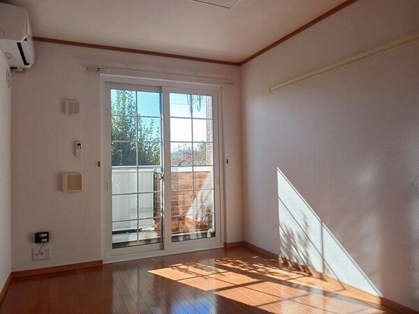 山梨市三ヶ所のアパート