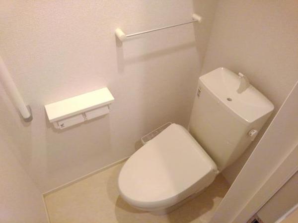 甲府市下飯田２丁目のアパート