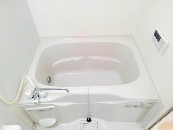 甲府市下飯田３丁目のアパート