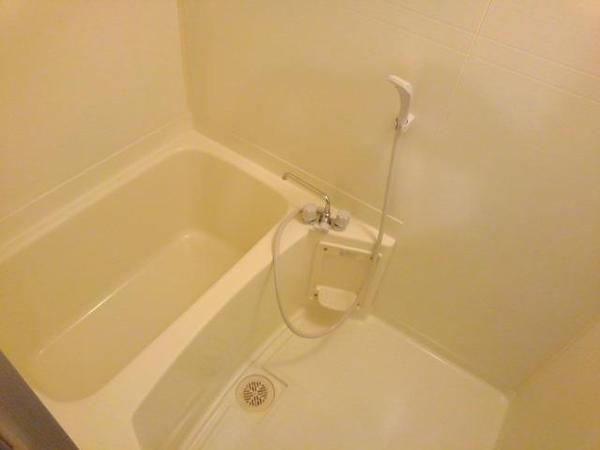 笛吹市石和町砂原のアパート