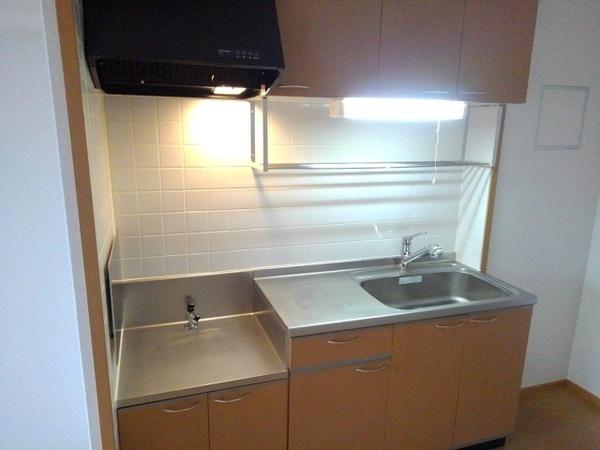 甲州市勝沼町等々力のアパート