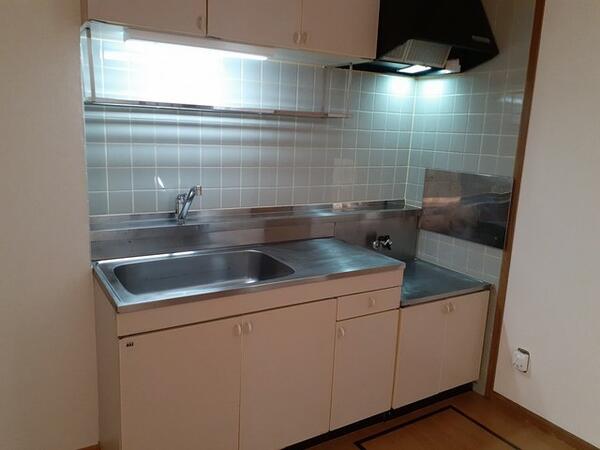 甲斐市篠原のアパート