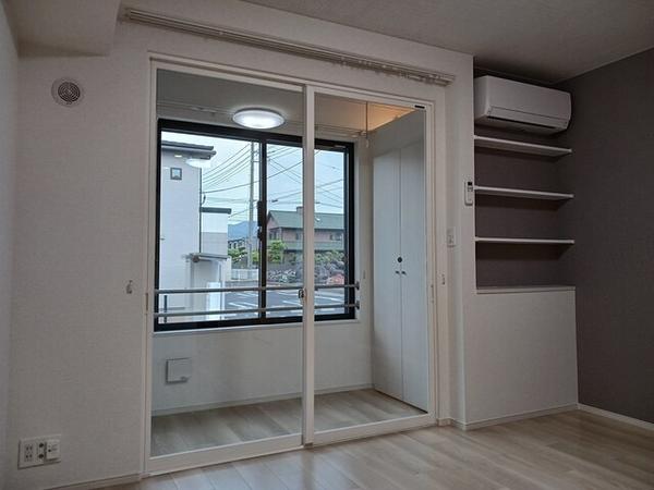 笛吹市石和町川中島のアパート