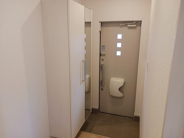 甲斐市西八幡のアパート