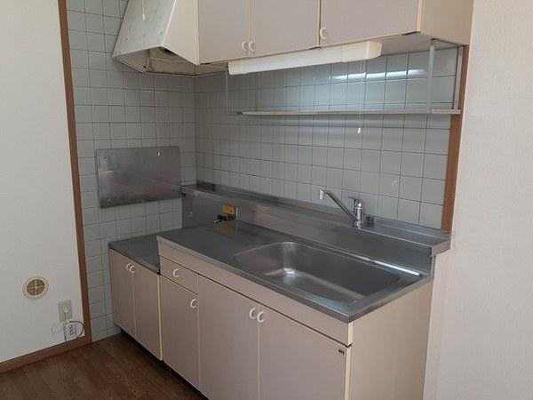 甲斐市竜王新町のアパート