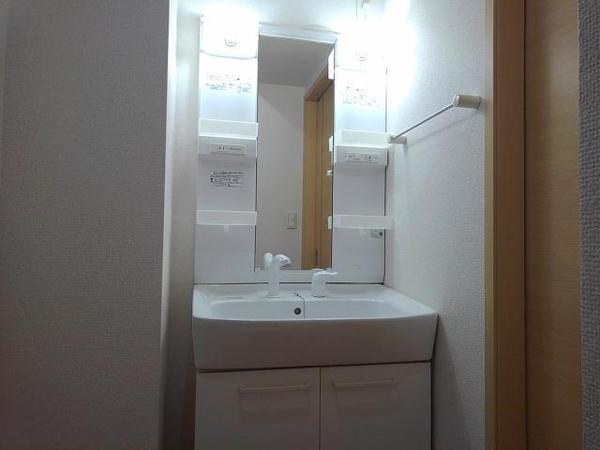 南アルプス市下今諏訪のアパート