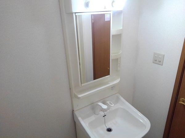 甲斐市龍地のアパート