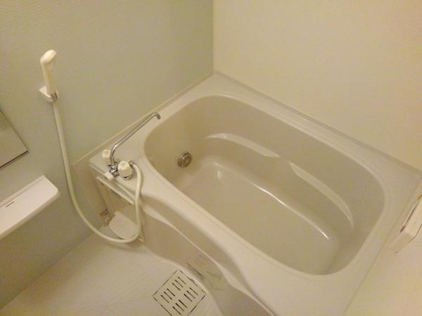 韮崎市大草町若尾のアパート