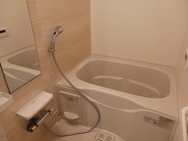 甲府市千塚１丁目のアパート