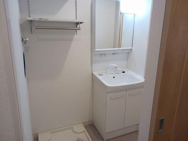 甲府市千塚１丁目のアパート