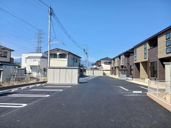 甲府市国母２丁目のアパート