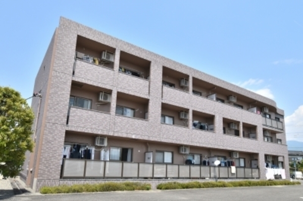 甲府市長松寺町のマンション