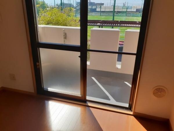 甲府市東光寺１丁目のマンション