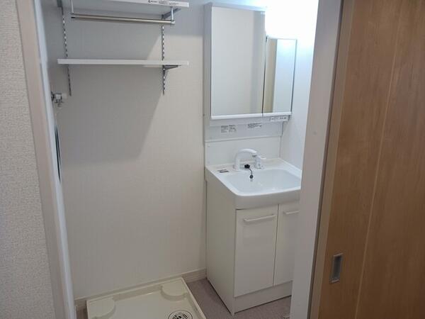 甲府市千塚１丁目のアパート