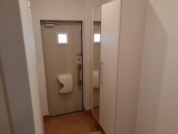 山梨市小原東のアパート