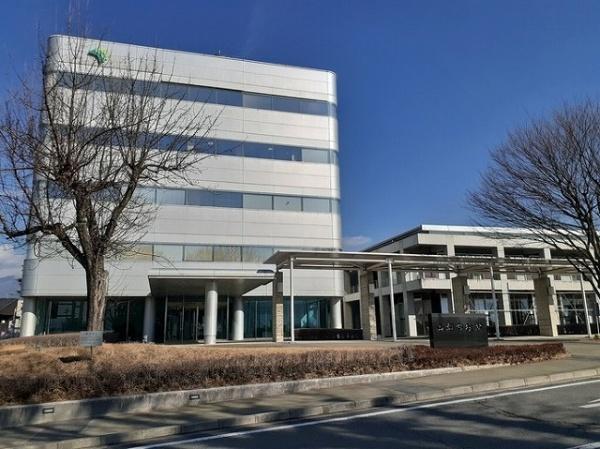 山梨市小原東のアパート