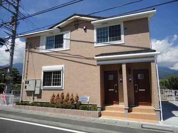 南巨摩郡富士川町長澤のアパート