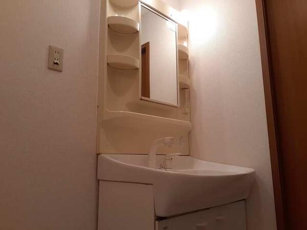 甲府市堀之内町のマンション
