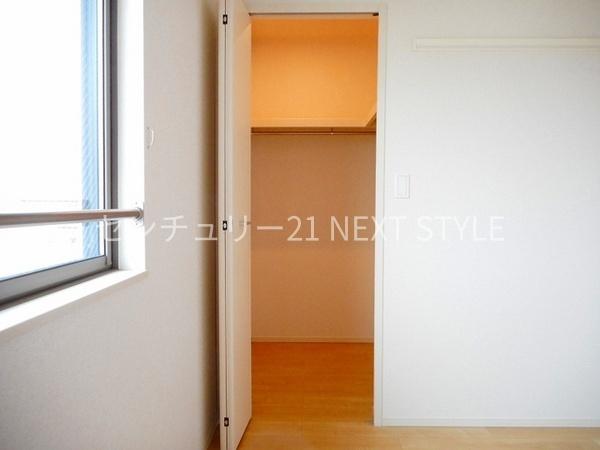 韮崎市藤井町北下條のアパート