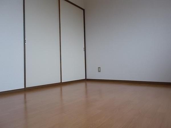 笛吹市石和町下平井のマンション