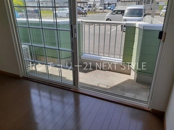 甲府市中小河原町のアパート