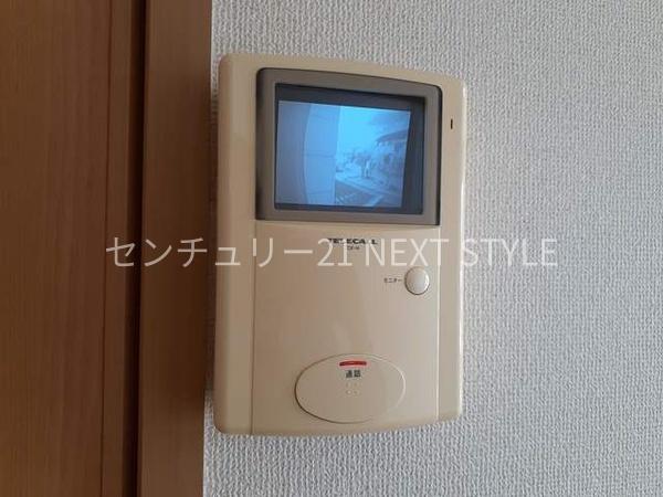 中央市西花輪のアパート