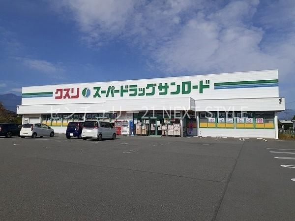 中央市西花輪のアパート