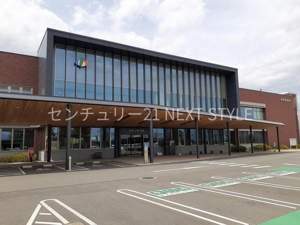 中央市西花輪のアパート