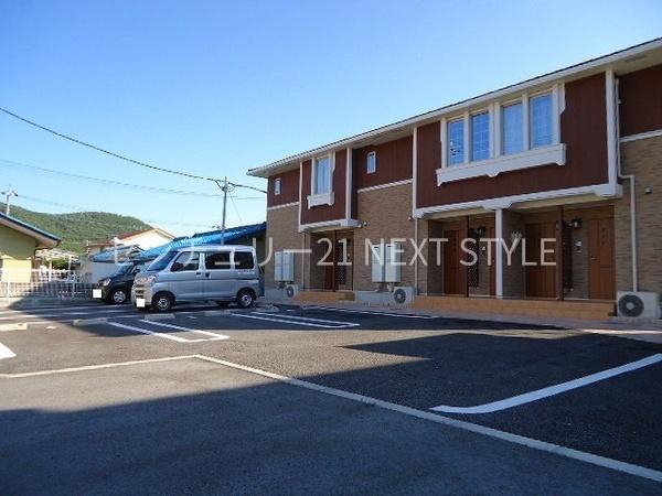 甲府市千塚５丁目のアパート