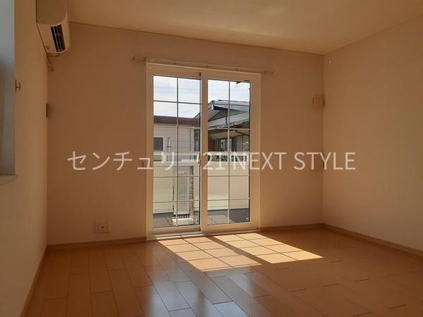 甲府市下飯田２丁目のアパート