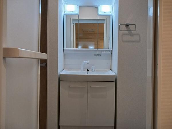 甲斐市西八幡のアパート