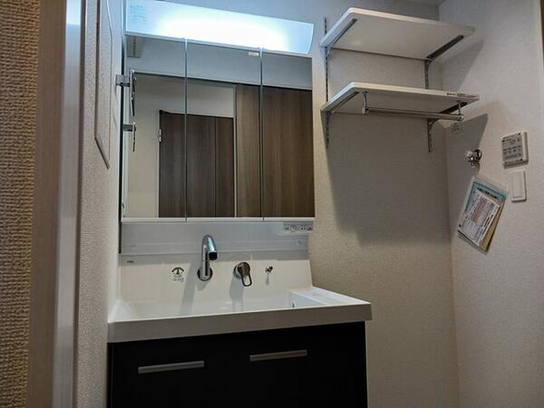 甲府市住吉１丁目のアパート