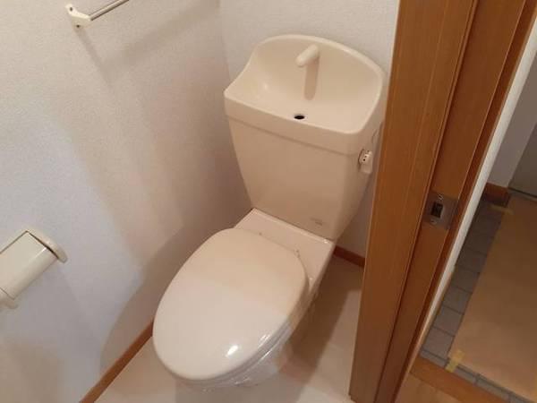 甲府市中小河原１丁目のアパート