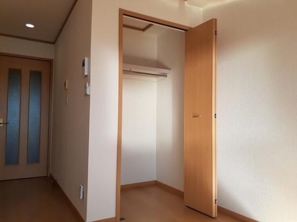 甲斐市名取のアパート