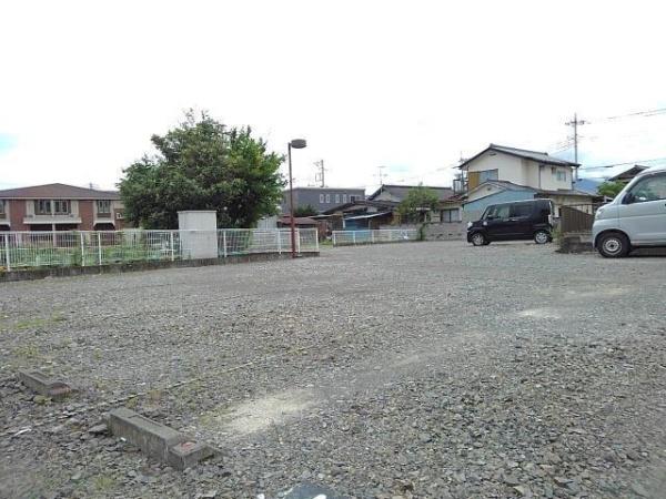 甲斐市名取のアパート