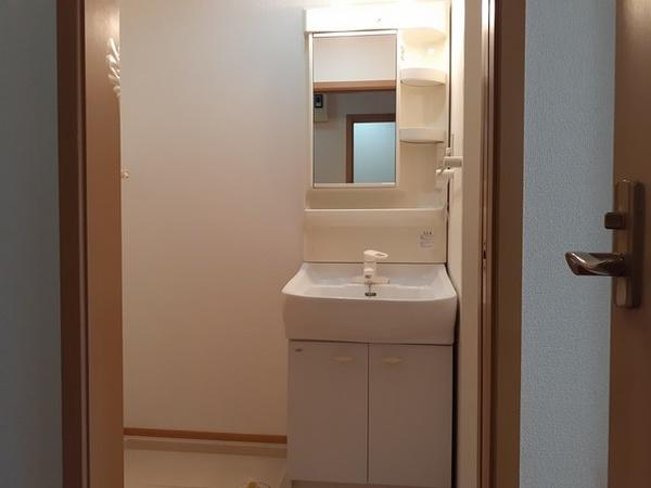 甲斐市名取のアパート