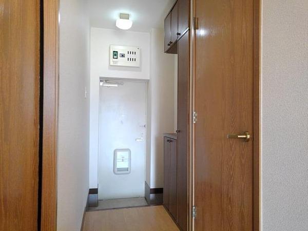 中央市布施のアパート