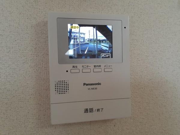 中央市布施のアパート