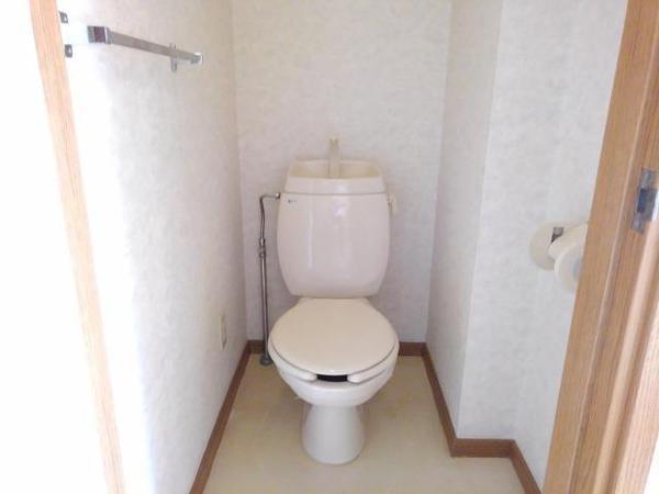 中央市布施のアパート