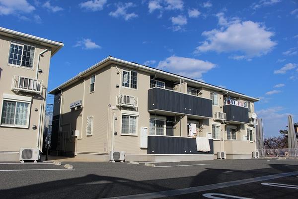 南アルプス市上今諏訪のアパート