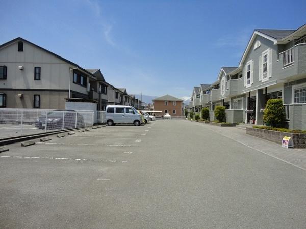 甲府市大里町のアパート