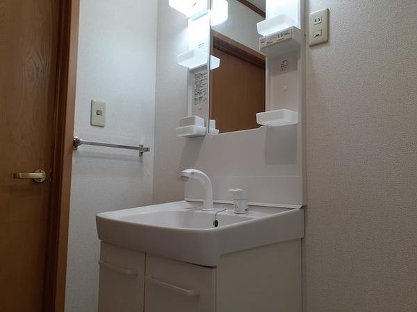 甲府市大里町のアパート