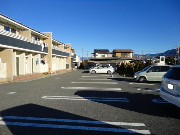 南巨摩郡富士川町長澤のアパート