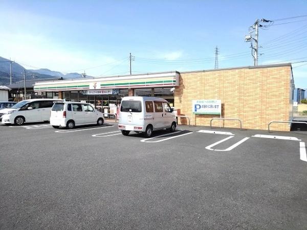 南巨摩郡富士川町長澤のアパート