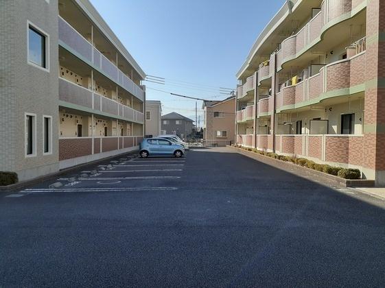 甲斐市西八幡のマンション