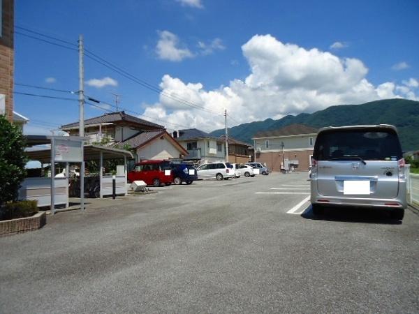 甲府市増坪町のアパート