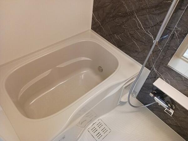 甲府市国母８丁目のアパート