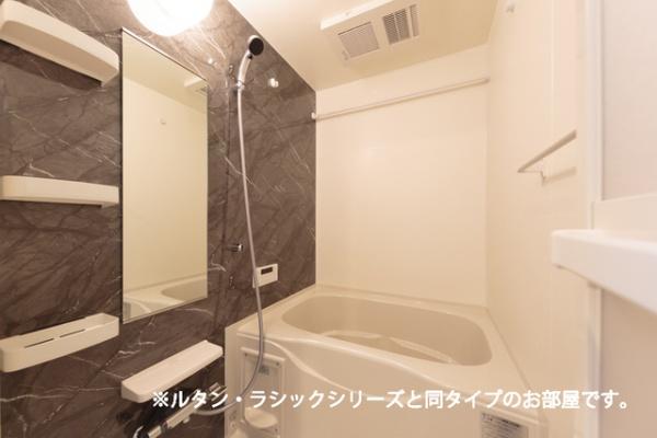 甲府市城東４丁目のアパート